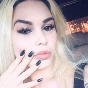 Meet your Posher, Ashlee